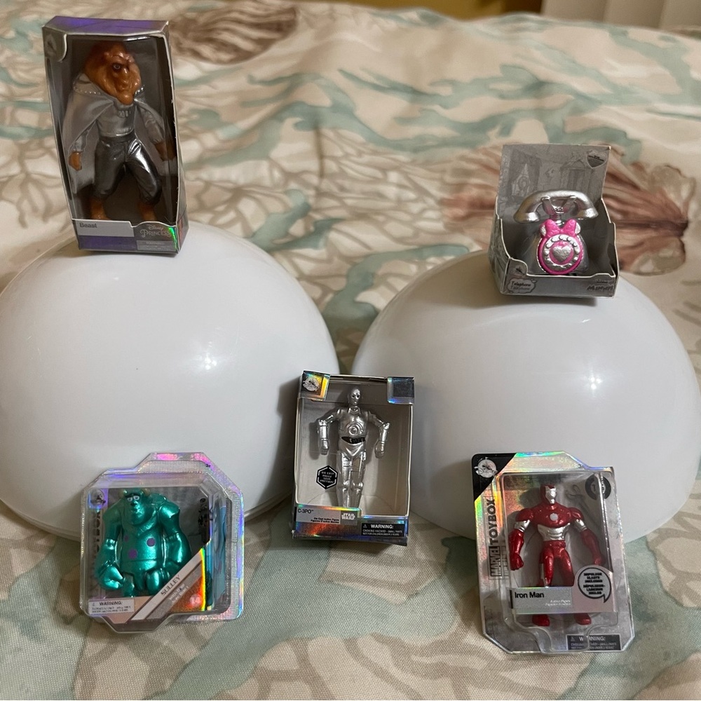 Mini Brands Disney 100